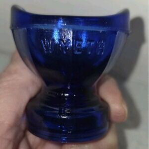 Antique. WYETH cobalt blue glass EYE WASH Cup Bottle top